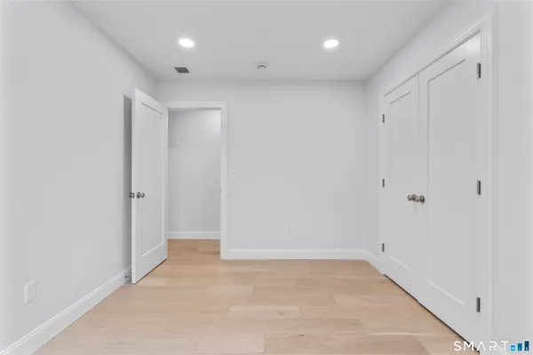 $5,800 | 183 Vesper Street, Fairfield, CT 06825