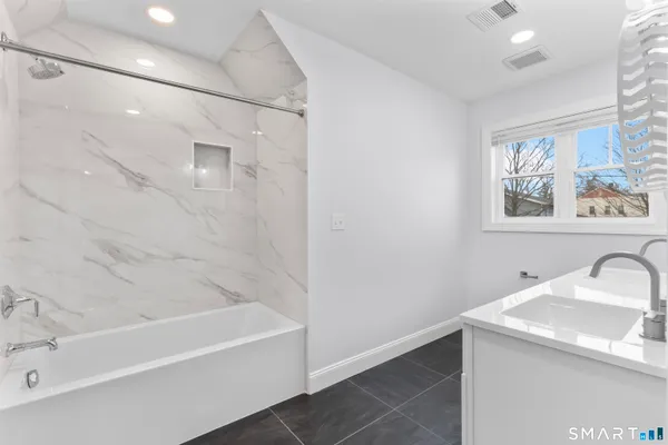 $5,800 | 183 Vesper Street, Fairfield, CT 06825