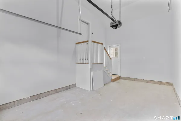 $5,800 | 183 Vesper Street, Fairfield, CT 06825