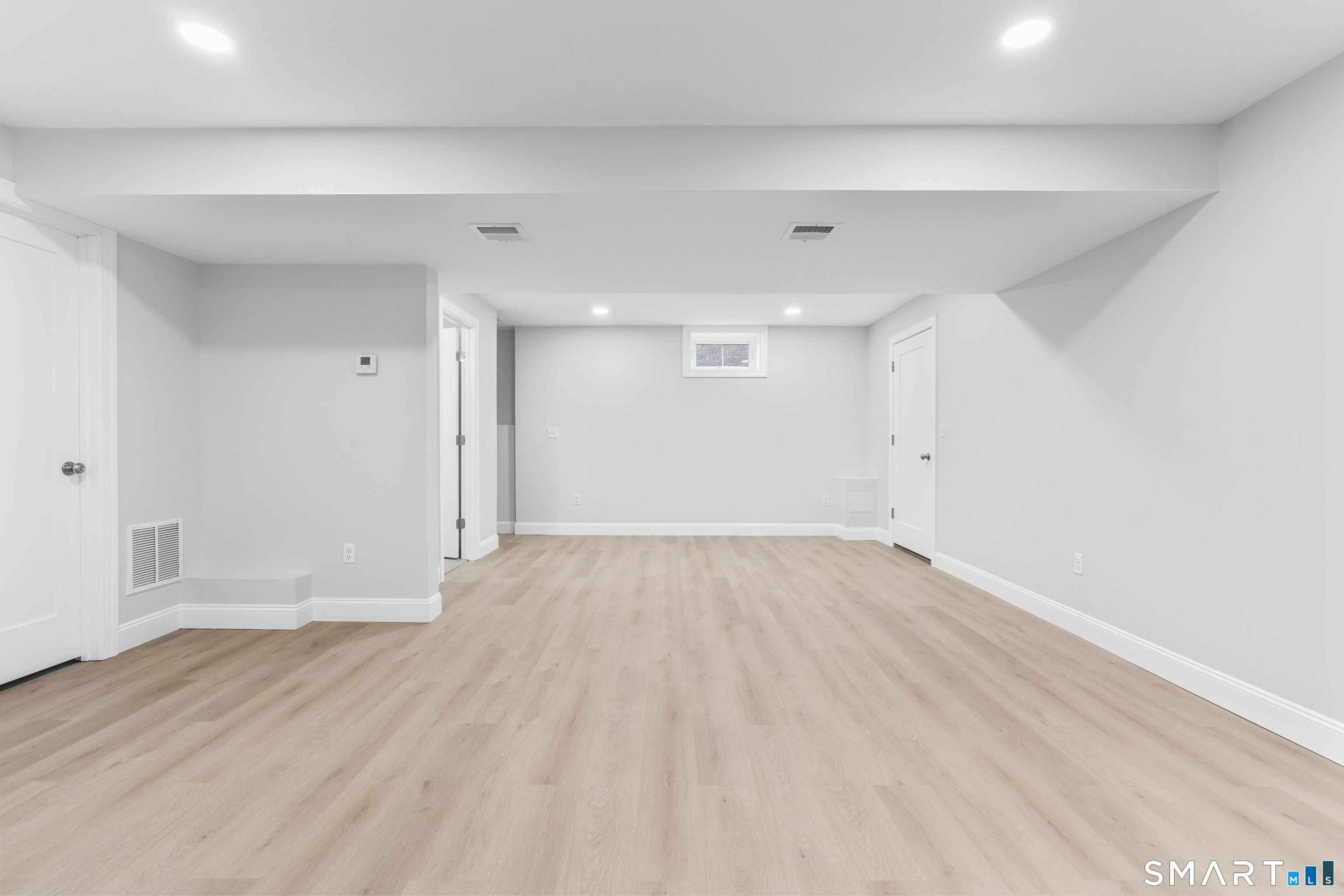 183 Vesper Street Fairfield, CT 06825 - Photo 26 of 40 a view of an empty room