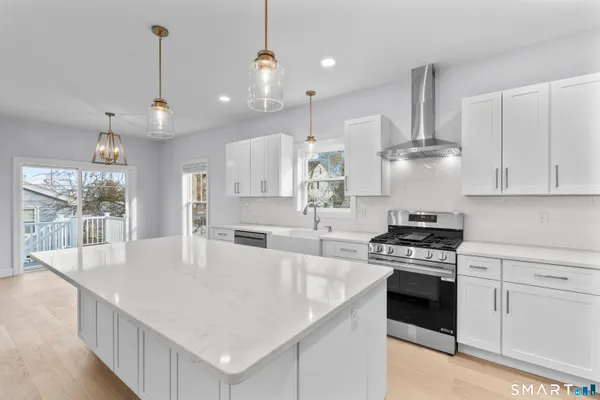 $5,800 | 183 Vesper Street, Fairfield, CT 06825