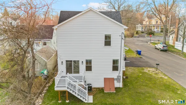 $5,800 | 183 Vesper Street, Fairfield, CT 06825