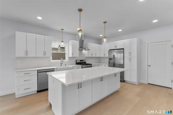 $5,800 | 183 Vesper Street, Fairfield, CT 06825