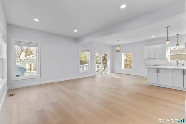 $5,800 | 183 Vesper Street, Fairfield, CT 06825