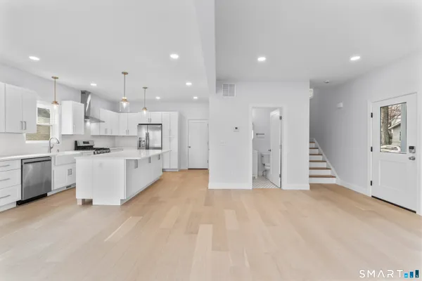 $5,800 | 183 Vesper Street, Fairfield, CT 06825