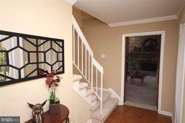 16459 Frederick Road Woodbine, MD 21797 - Photo 11 of 30 Interior (General)