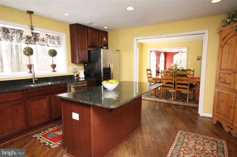 16459 Frederick Road Woodbine, MD 21797 - Photo 21 of 30 Kitchen