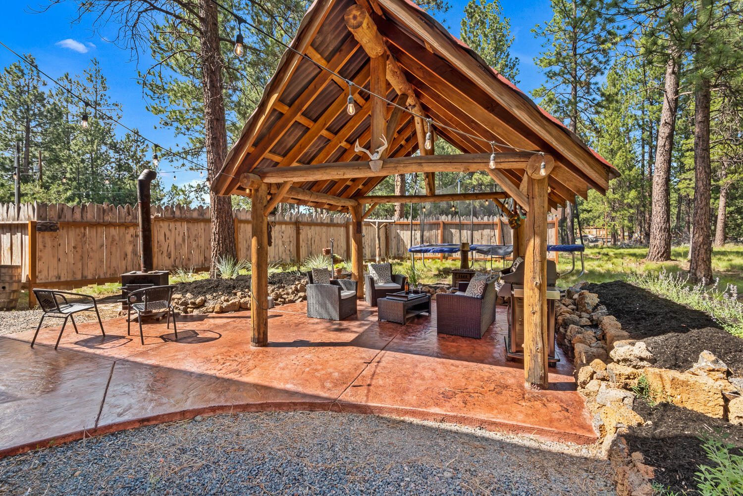 18796 Choctaw Road Bend, OR 97702 - Photo 27 of 35 Stamped Concrete Outdoor Area