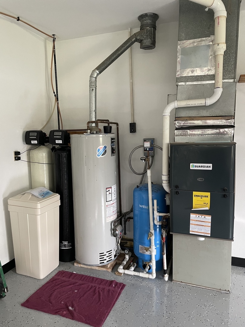 475 Rice Road Gardner, IL 60424 - Photo 7 of 23 a view of storage and utility room with toys