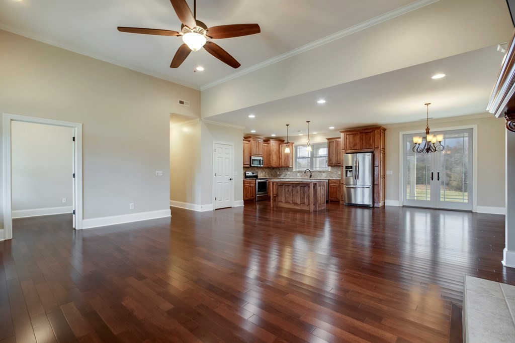 389 Bailey Road Benton, TN 37307 - Photo 5 of 54 Gallery Image 5