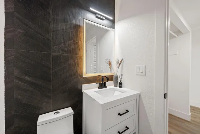 $938,000 | 2044 Voss Park Lane, San Jose, CA 95131