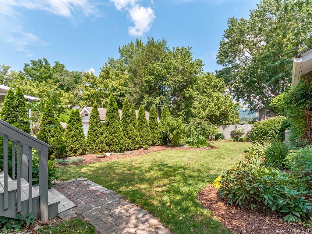 34 Gracelyn Road Asheville, NC 28804 - Photo 17 of 21 Gallery Image 17