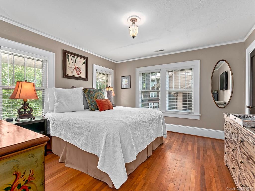 34 Gracelyn Road Asheville, NC 28804 - Photo 10 of 21 Gallery Image 10