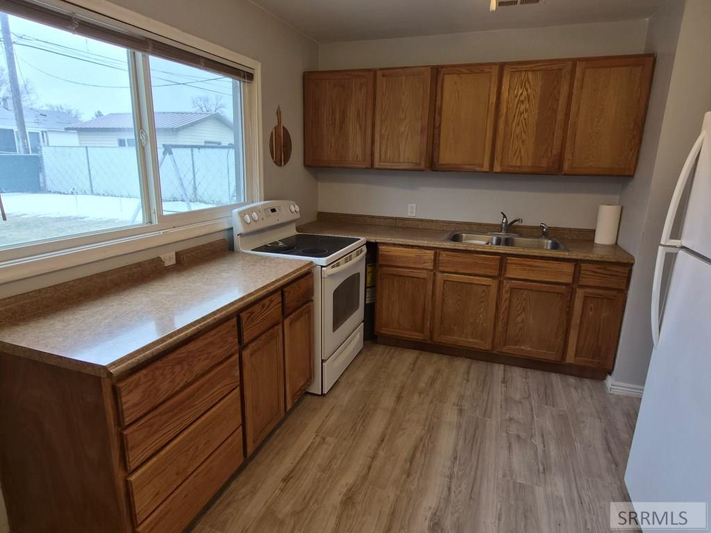 1030 Everett Avenue Pocatello, ID 83201 - Photo 5 of 22