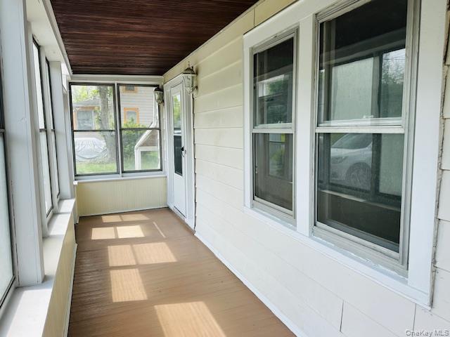 100 Innis Avenue Poughkeepsie, NY 12601 - Photo 2 of 38