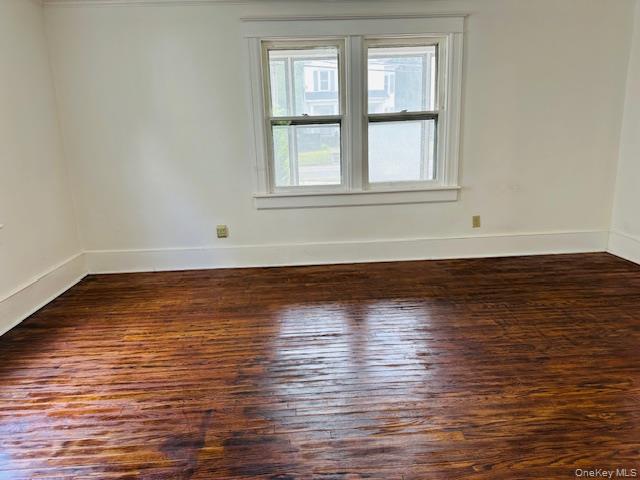 100 Innis Avenue Poughkeepsie, NY 12601 - Photo 7 of 38