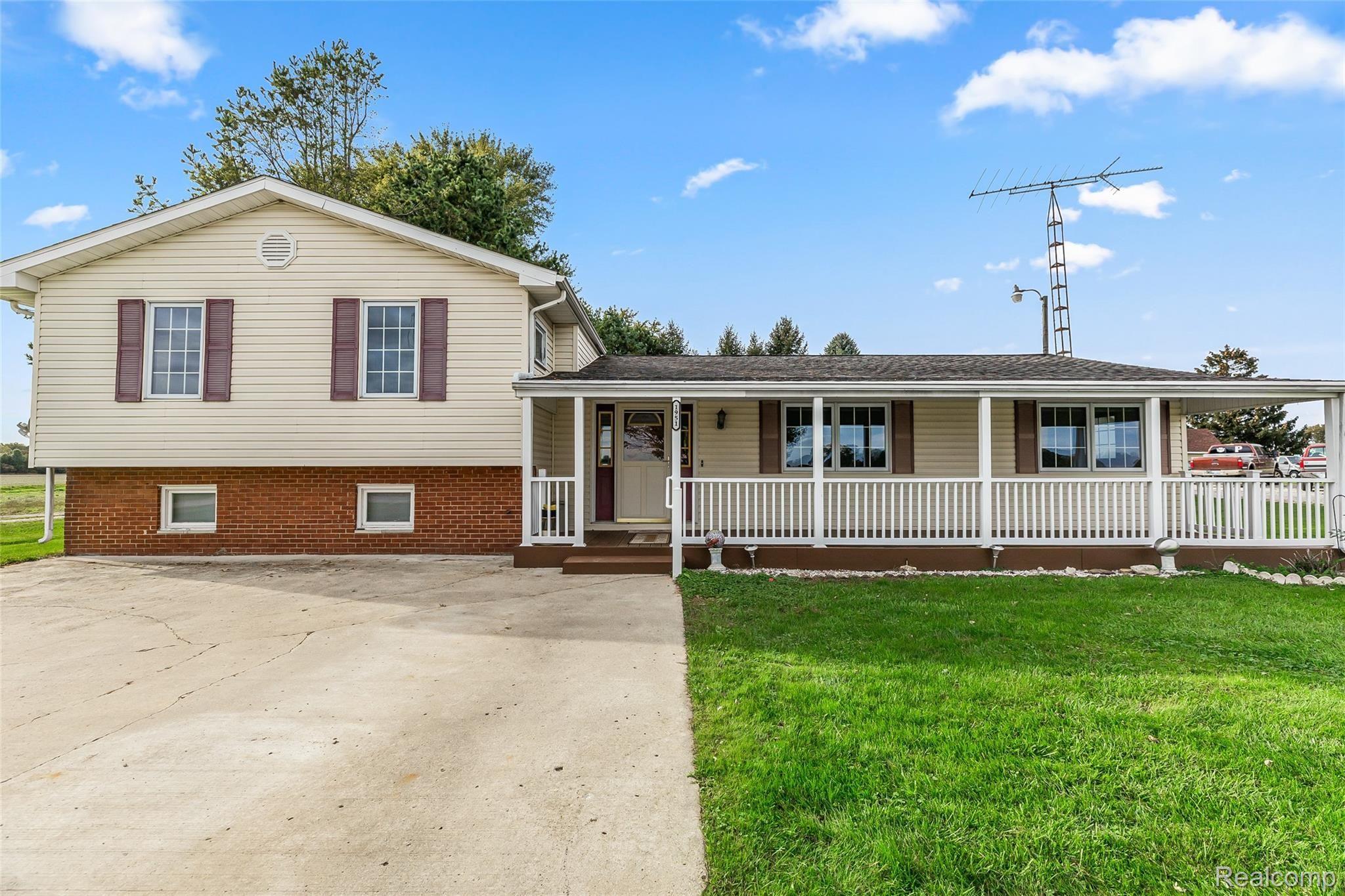 1951 Ida Maybee Road Monroe, MI 48162 - Photo 2 of 40 2.Front