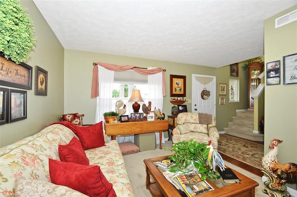 5833 Decatur Ridge Drive Indianapolis, IN 46221 - Photo 12 of 27