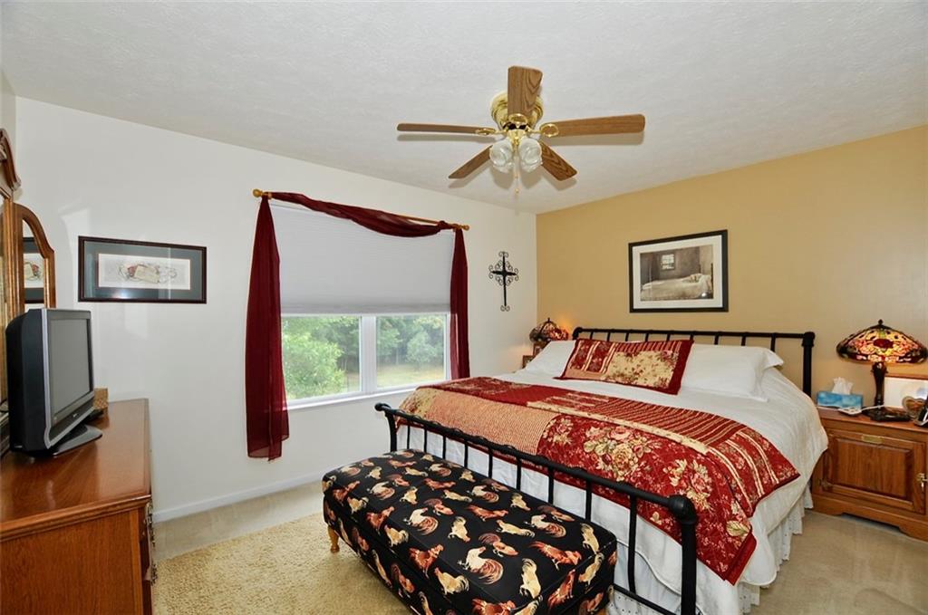 5833 Decatur Ridge Drive Indianapolis, IN 46221 - Photo 23 of 27