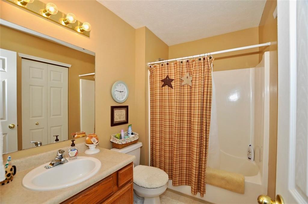 5833 Decatur Ridge Drive Indianapolis, IN 46221 - Photo 26 of 27