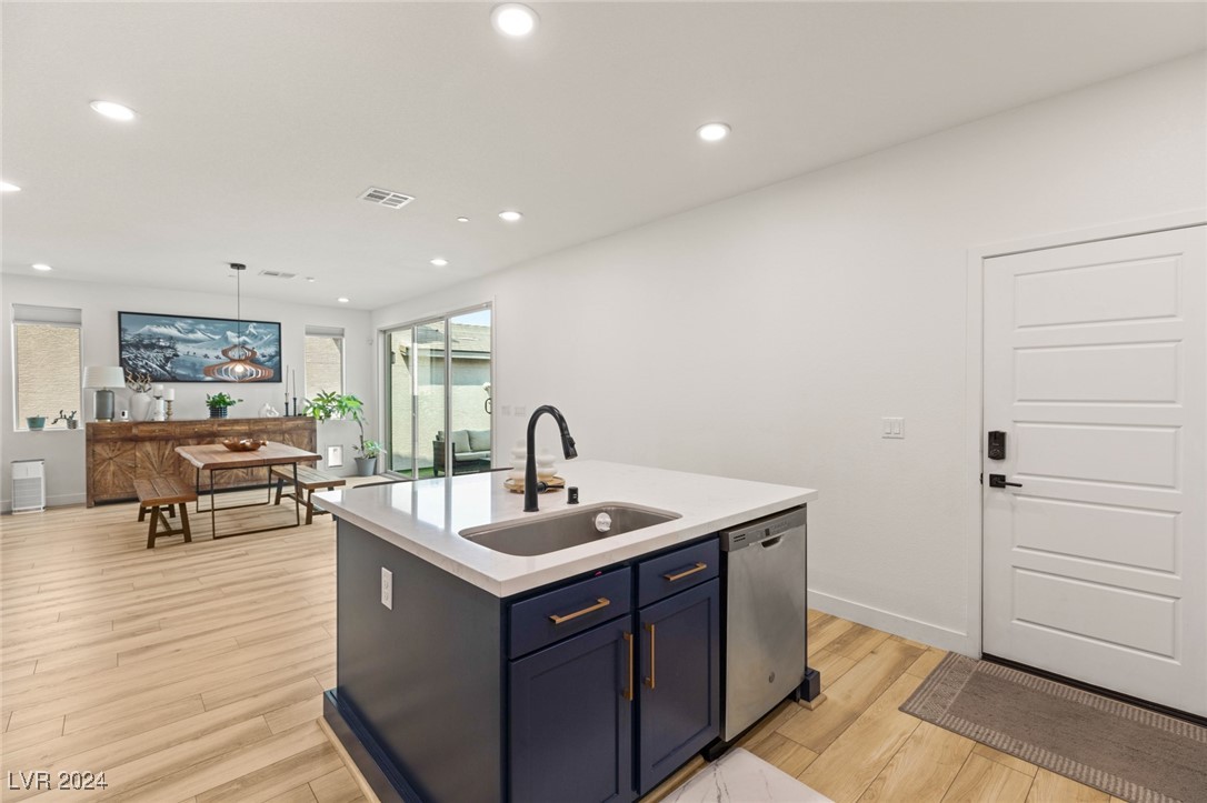 936 East Sunset Road Henderson, NV 89011 - Photo 13 of 35