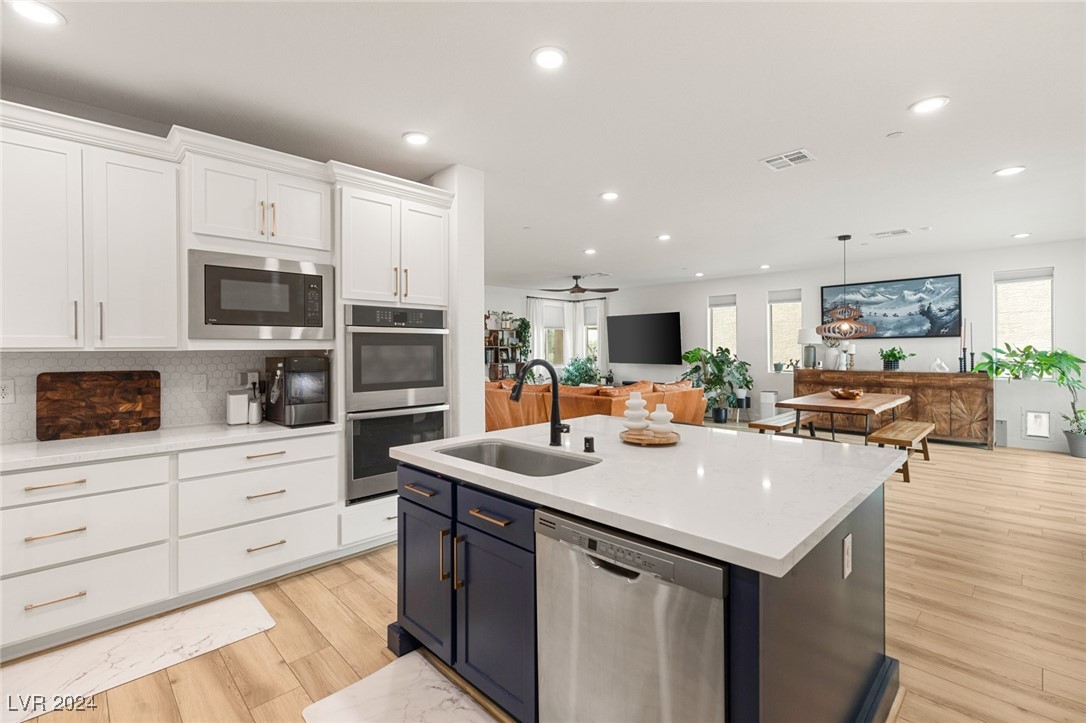 936 East Sunset Road Henderson, NV 89011 - Photo 14 of 35