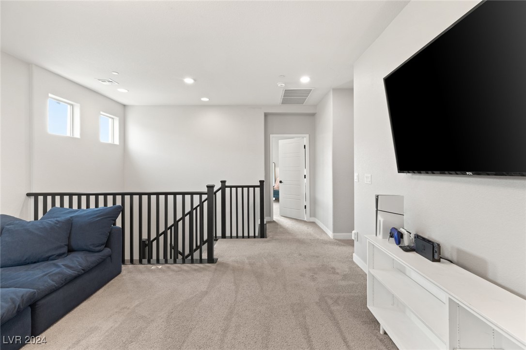 936 East Sunset Road Henderson, NV 89011 - Photo 19 of 35