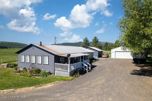 $699,999 | 331 15th Street, Plummer, ID 83851