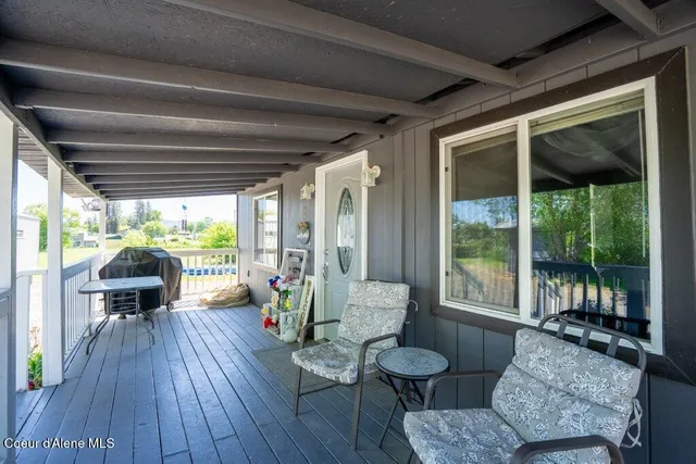 $699,999 | 331 15th Street, Plummer, ID 83851