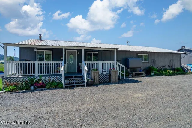 $699,999 | 331 15th Street, Plummer, ID 83851