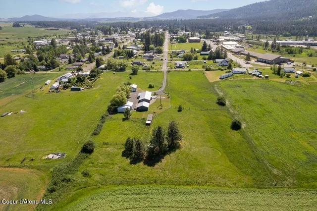 $699,999 | 331 15th Street, Plummer, ID 83851