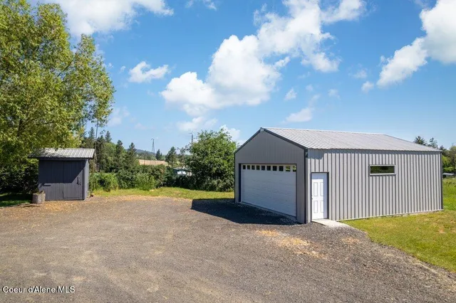 $699,999 | 331 15th Street, Plummer, ID 83851