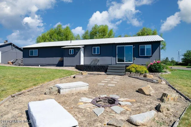 $699,999 | 331 15th Street, Plummer, ID 83851