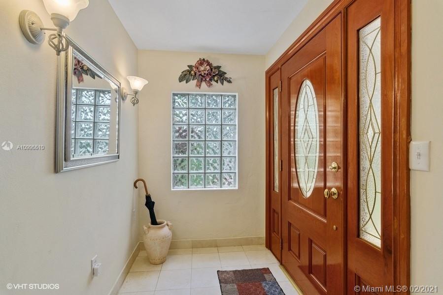 163 Southwest 28th Road Miami, FL 33129 - Photo 5 of 11