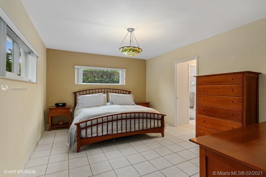 163 Southwest 28th Road Miami, FL 33129 - Photo 8 of 11