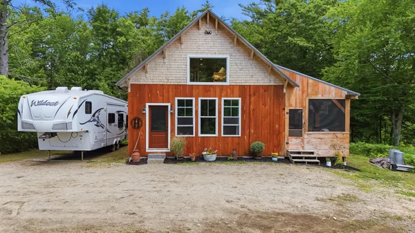 $345,000 | 304 Quaker Ridge Road, Leeds, ME 04263