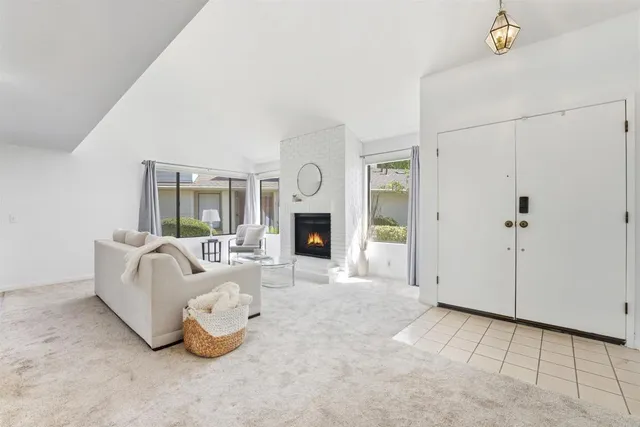 $1,060,000 | 10304 Crosscreek Terrace, San Diego, CA 92131