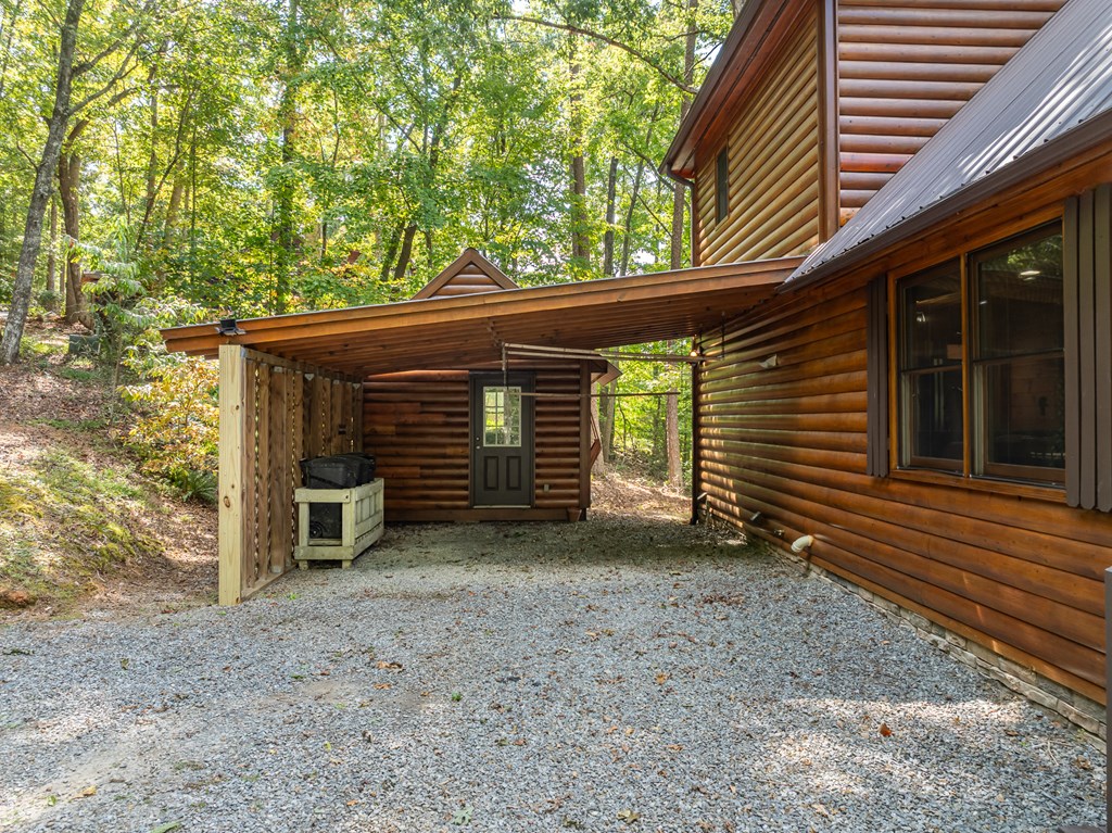 329 Carlie Trail Blue Ridge, GA 30513 - Photo 12 of 57