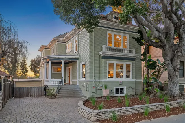 $1,995,000 | 1814 Clinton Avenue, Alameda, CA 94501
