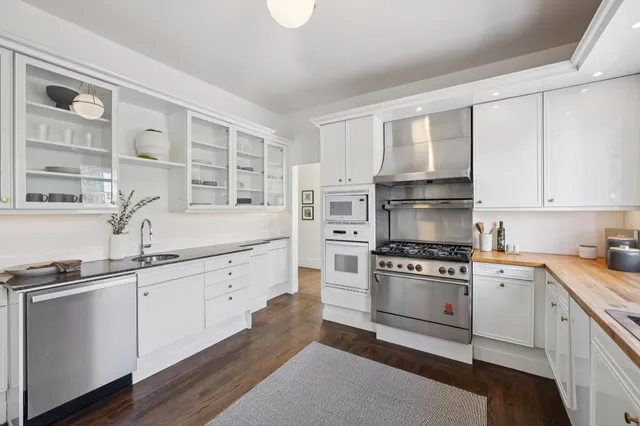 $1,995,000 | 1814 Clinton Avenue, Alameda, CA 94501