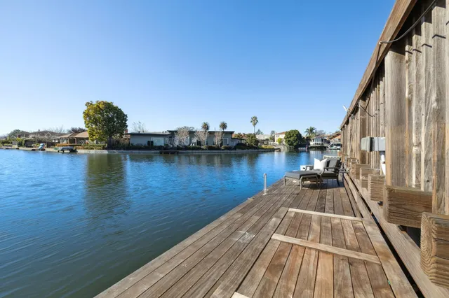 $1,995,000 | 1814 Clinton Avenue, Alameda, CA 94501