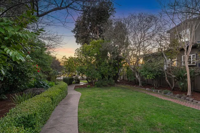 $1,995,000 | 1814 Clinton Avenue, Alameda, CA 94501