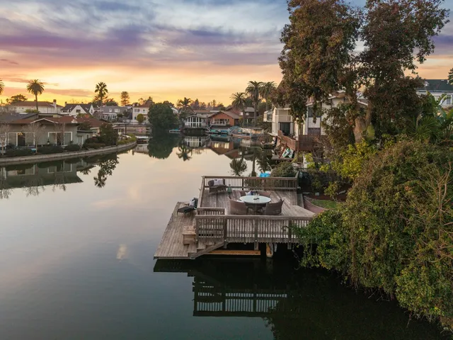 $1,995,000 | 1814 Clinton Avenue, Alameda, CA 94501
