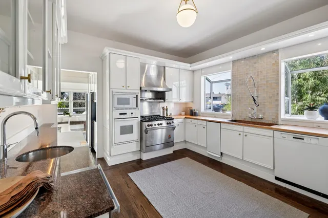 $1,995,000 | 1814 Clinton Avenue, Alameda, CA 94501