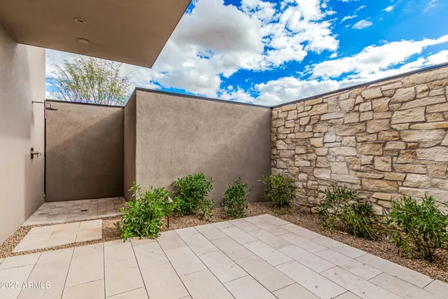$6,249,900 | 7498 East Whisper Rock Trail, Scottsdale, AZ 85266