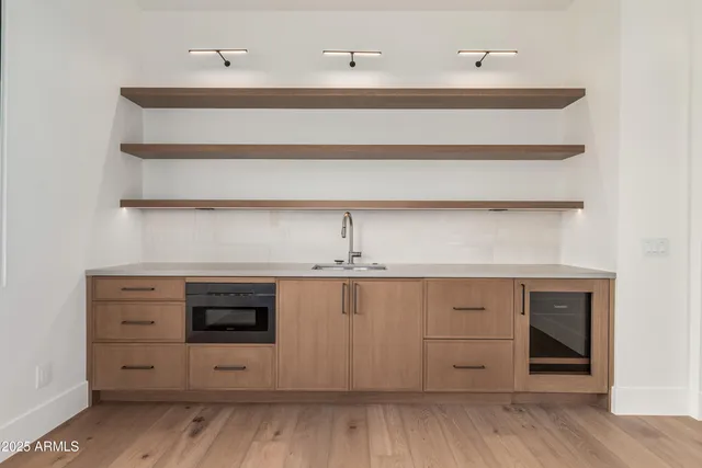 $6,249,900 | 7498 East Whisper Rock Trail, Scottsdale, AZ 85266