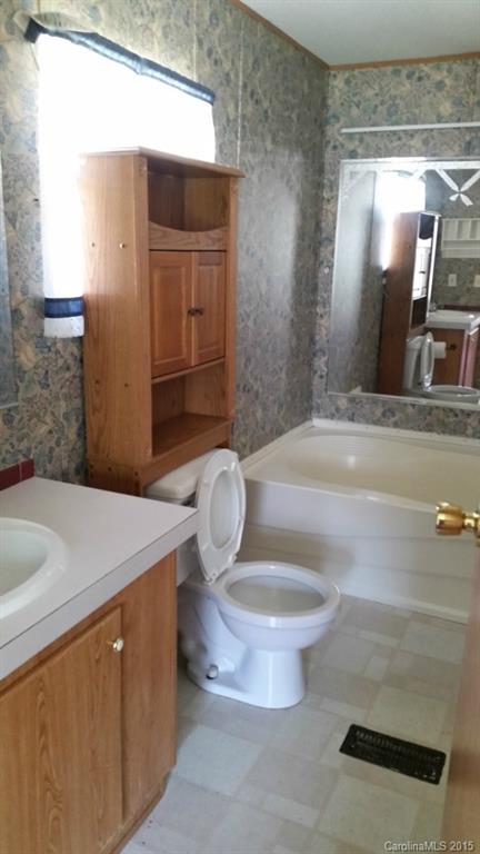 2201 Cedarvale Road Charlotte, NC 28214 - Photo 6 of 10 Gallery Image 6
