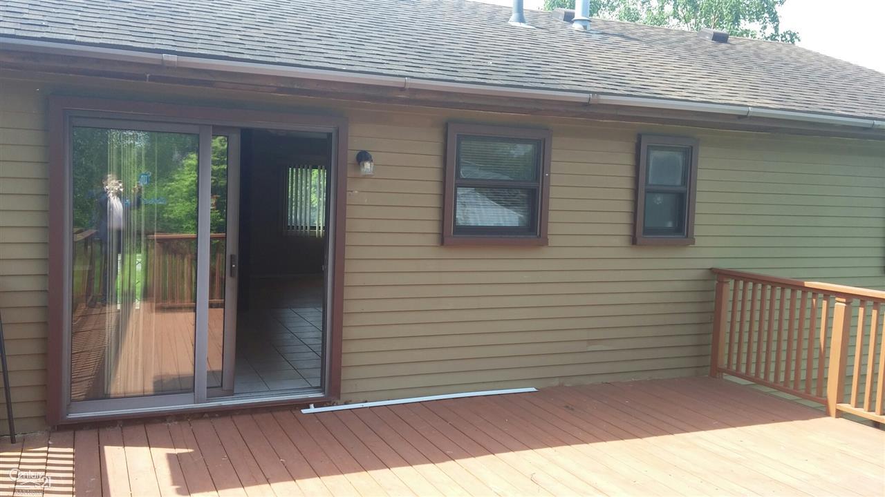 770 East South Boulevard Rochester, MI 48307 - Photo 2 of 19