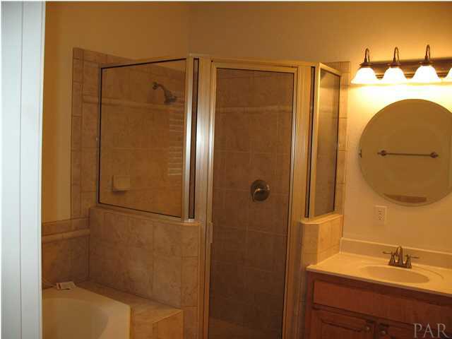 2555 Valley Road Navarre, FL 32566 - Photo 11 of 24 SHOWER