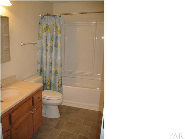 2555 Valley Road Navarre, FL 32566 - Photo 16 of 24 2ND FULL BATH UPSTAIRS